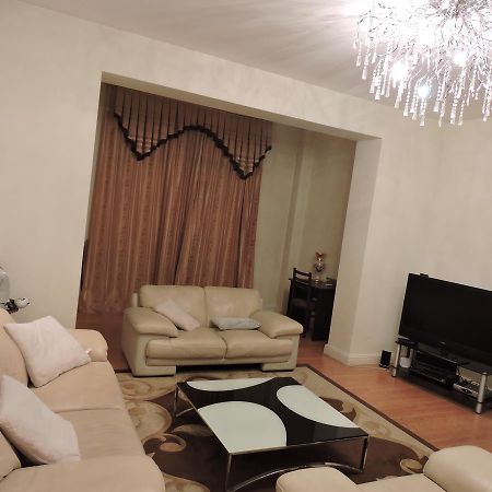 1 Shota Rustaveli Avenue Apartamento Tbilisi Exterior foto