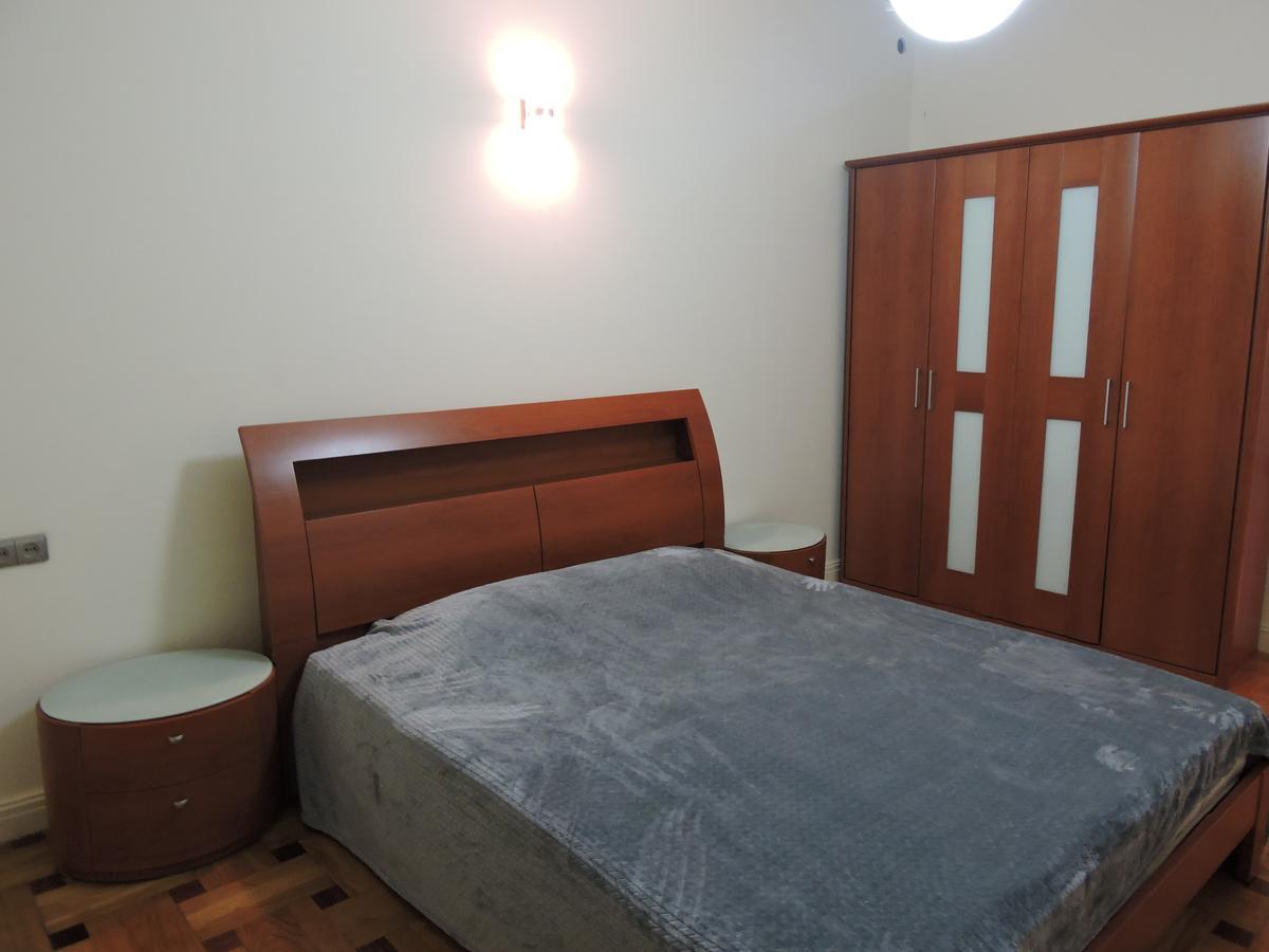 1 Shota Rustaveli Avenue Apartamento Tbilisi Exterior foto