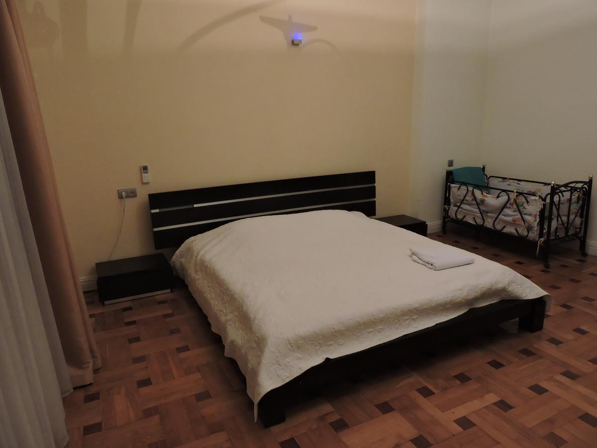 1 Shota Rustaveli Avenue Apartamento Tbilisi Exterior foto
