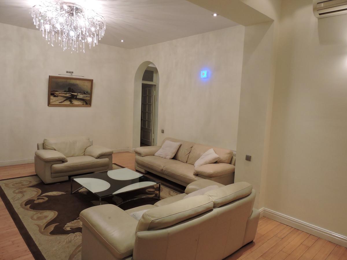 1 Shota Rustaveli Avenue Apartamento Tbilisi Exterior foto