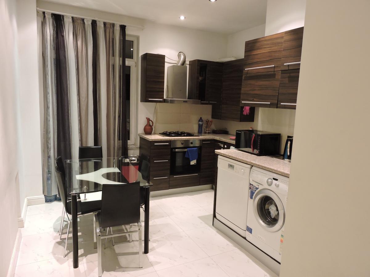1 Shota Rustaveli Avenue Apartamento Tbilisi Exterior foto